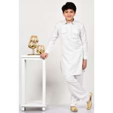 White Boys Wear Casual Shalwar Kameez
